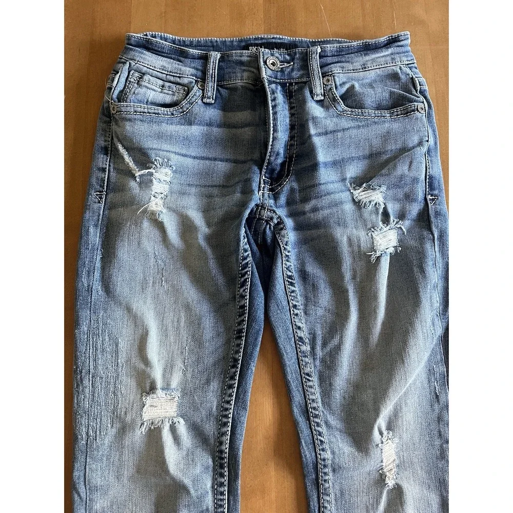 BKE Buckle Mason Tapered Mens 28x33 Distressed Blue Denim Jeans